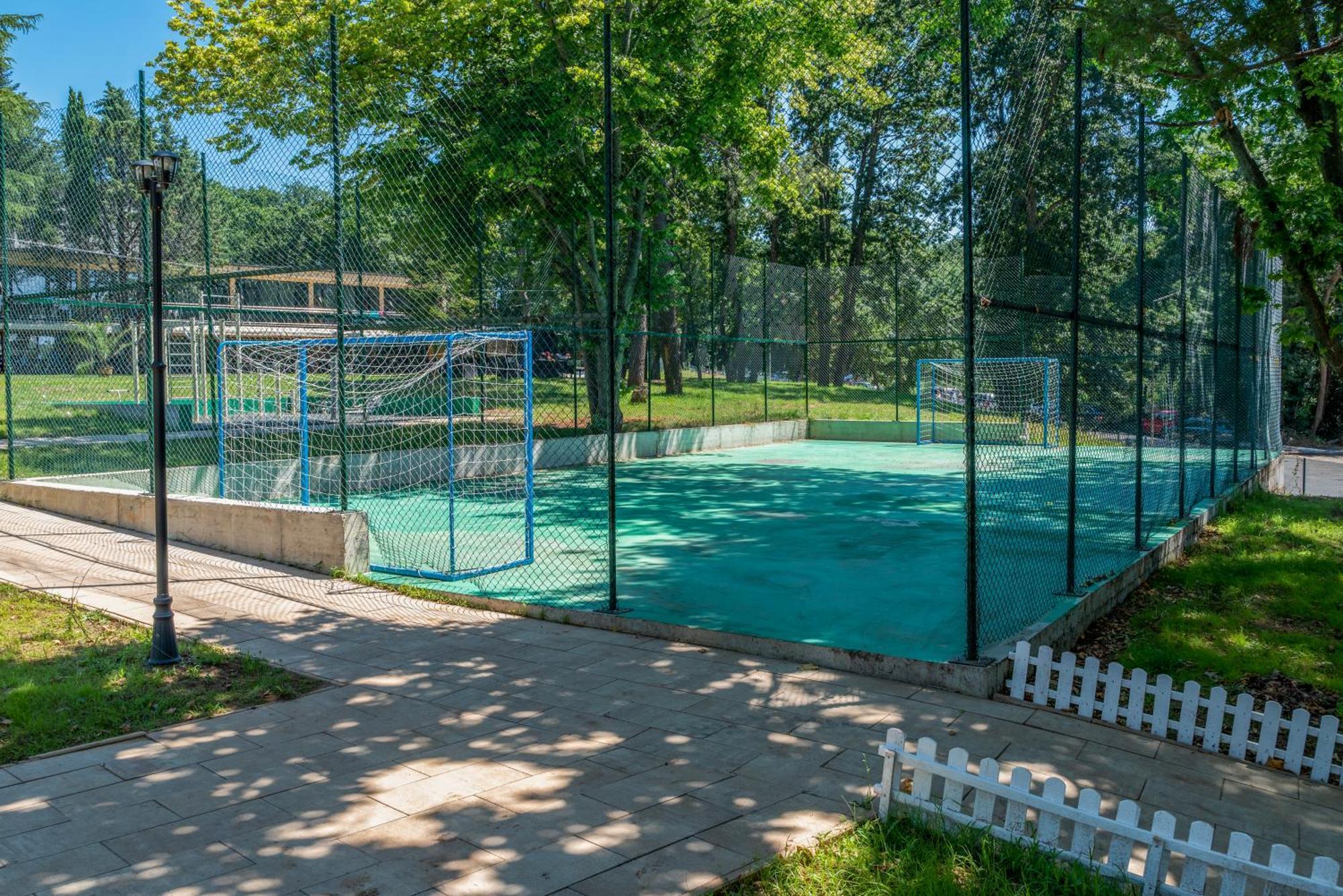 Queen Nelly Park Китен Экстерьер фото