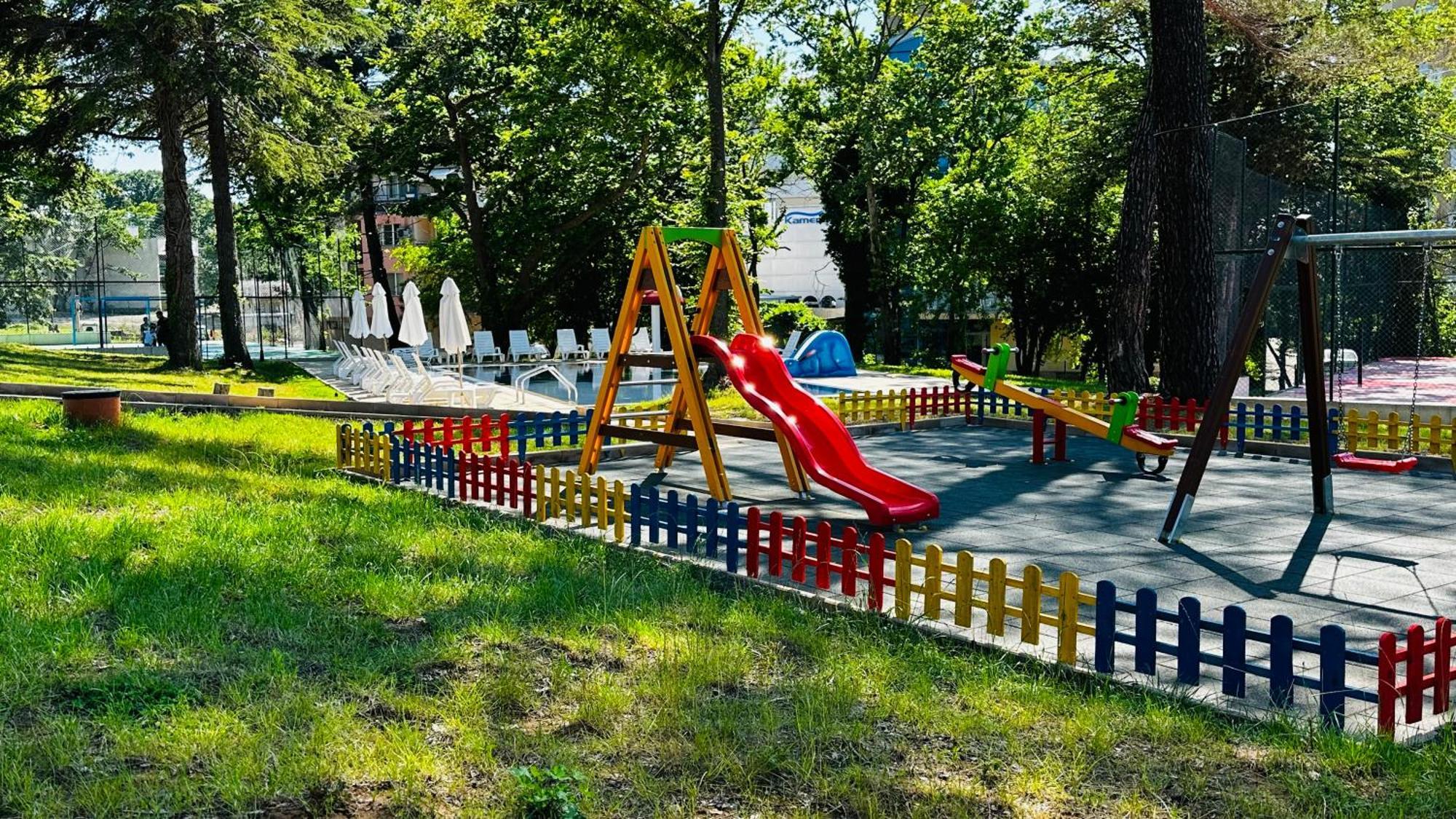 Queen Nelly Park Китен Экстерьер фото