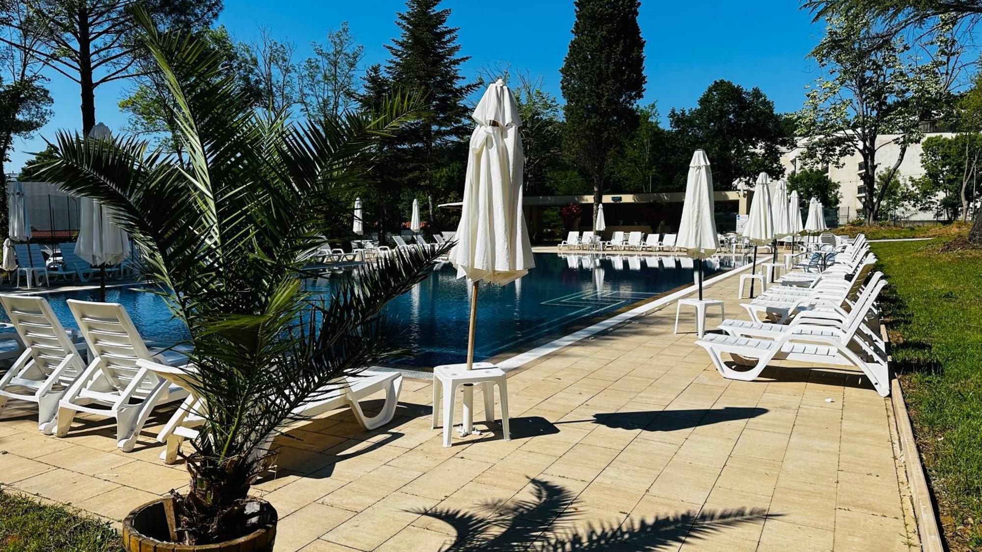 Queen Nelly Park Китен Экстерьер фото